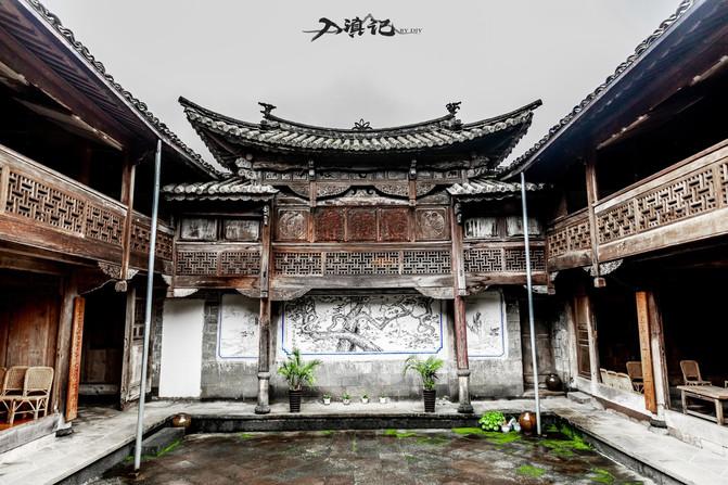 逃离魔法之森